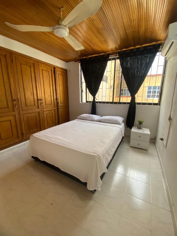 Habitaciones Cerca Al Aeropuerto 2 Cartagena Exteriér fotografie
